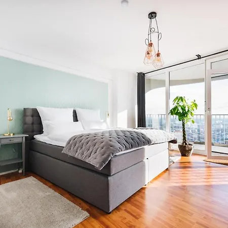 Great City View I 26 Floor I Netflix And Boxspringbed Augsburg Exterior photo