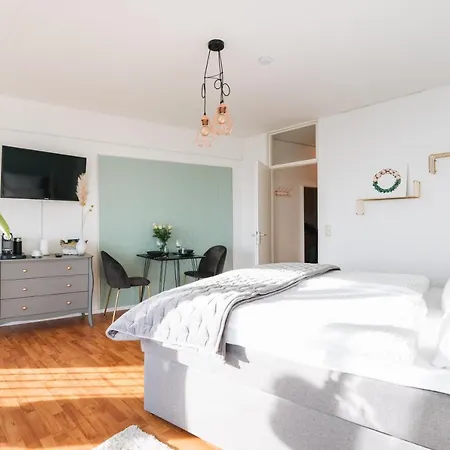 Great City View I 26 Floor I Netflix And Boxspringbed Augsburg Exterior photo